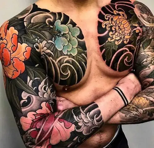 Lưu Ý Quan Trọng Trước Khi Xăm Hình Nhật Cổ Ôm Cá Chép