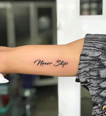 Hình Ảnh Cho Ý Nghĩa Hình Xăm Chữ Never Give Up: