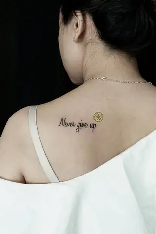 Hình Ảnh Cho Ý Nghĩa Hình Xăm Chữ Never Give Up: