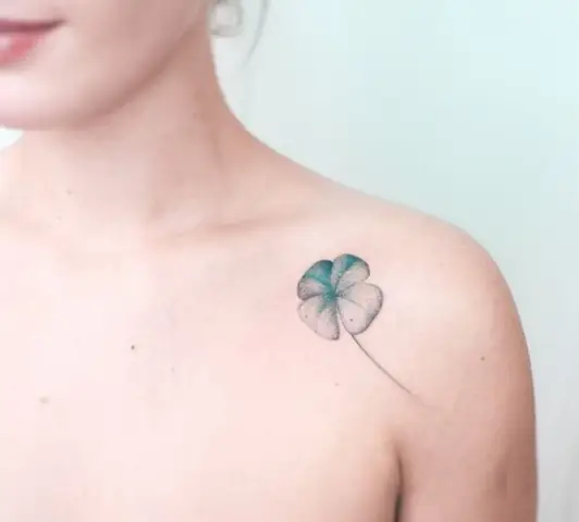 Tham Khảo Mẫu Hình Xăm Cỏ 4 Lá Tham Khảo Mẫu Hình Xăm Cỏ 4 Lá