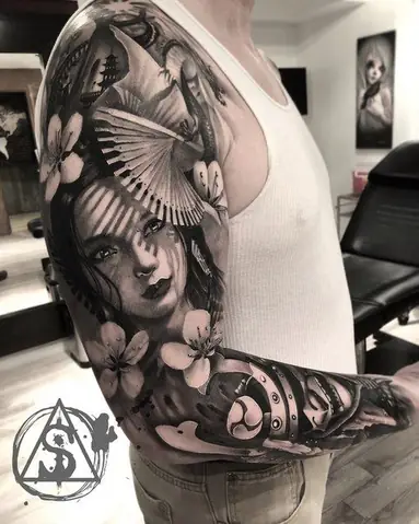 Hình Geisha Ở Tay
