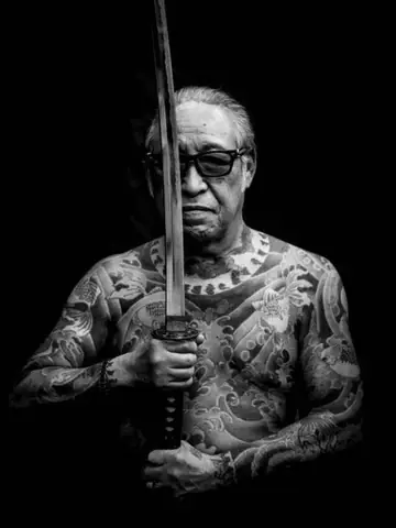 Ý Nghĩa Hình Xăm Của Yakuza: Biểu Tượng Sức Mạnh Và Tín Ngưỡng Tâm Linh Ý Nghĩa Hình Xăm Của Yakuza: Biểu Tượng Sức Mạnh Và Tín Ngưỡng Tâm Linh