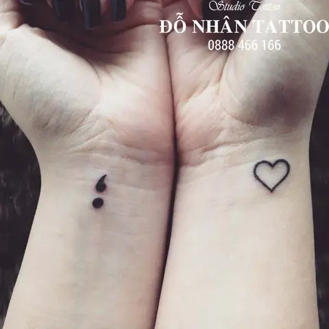 Ý Nghĩa Hình Xăm Dấu 2 Chấm: Biểu Tượng Của Hy Vọng Và Sự Tiếp Nối Cuộc Sống
