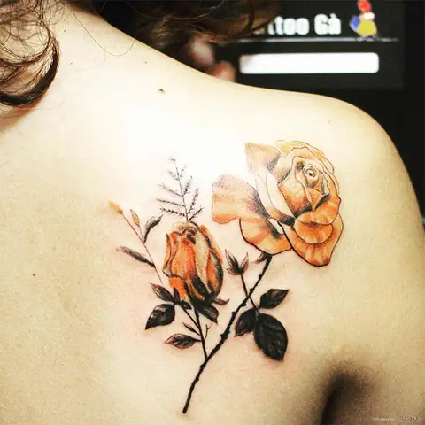 #1. Hình Xăm Hoa Hồng Là Biểu Tượng Cho Tình Yêu #1. Hình Xăm Hoa Hồng Là Biểu Tượng Cho Tình Yêu