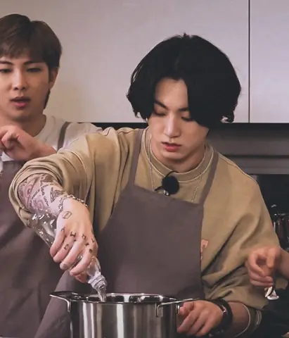 Jungkook (bts) Lý Giải Ý Nghĩa Loạt Hình Xăm Trên Cơ Thể - Ảnh 4.