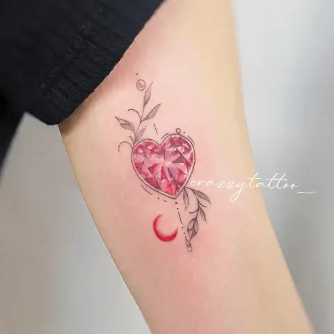 Hình Xăm Kim Cương Đỏ Hình Xăm Kim Cương Đỏ