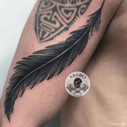 Những Hình Xăm Lông Vũ Mang Đến Thông Đẹp Và Ý Nghĩa Gì ? Những Hình Xăm Lông Vũ Mang Đến Thông Đẹp Và Ý Nghĩa Gì ?