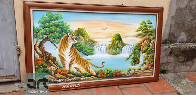 Ý Nghĩa Tranh Phong Thuỷ Mãnh Hổ Thượng Sơn