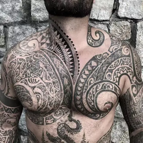 Hình Xăm Maori Ở Ngực Hình Xăm Maori Ở Ngực