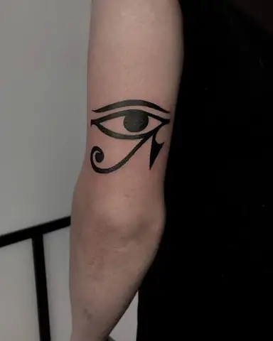 Một Số Mẫu Hình Xăm Con Mắt Thần Horus