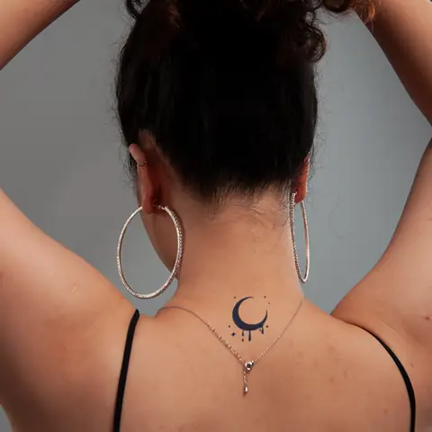 Hình Xăm Mặt Trăng Khuyết Và Ngôi Sao