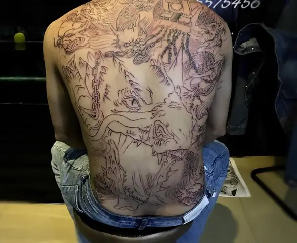 Ý Nghĩa Hình Xăm 9 Con Rồng Kéo Quan Tài
