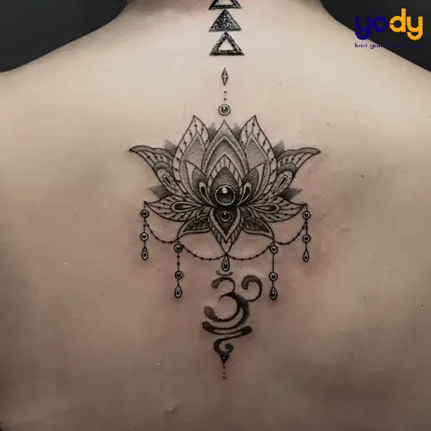 Hình Xăm Hoa Sen Đen