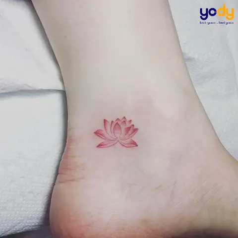 Hình Xăm Hoa Sen Đỏ