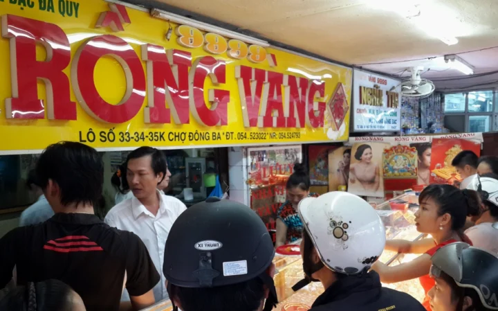 Giá Vàng Rồng Vàng Huế Hôm Nay 2026: Cập Nhật Mới Nhất Biểu đồ so sánh giá vàng Rồng Vàng và các loại vàng khác