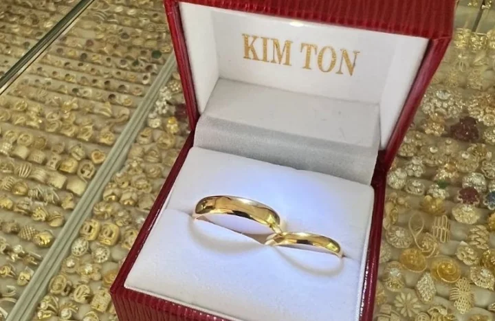 Giá Vàng 9999 Kim Tôn Hôm Nay 2026: Cập Nhật Mới Nhất Biến động giá vàng 9999 Kim Tôn trong ngày