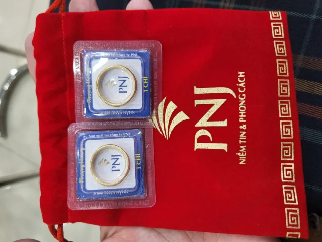 Cận cảnh vàng nhẫn PNJ